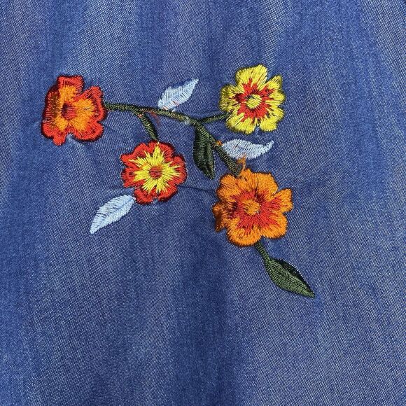 COMPANY ONE Shirt Embroidered V-Neck Long Sleeve Roll Tab Denim Womens S Blue - Picture 9 of 10